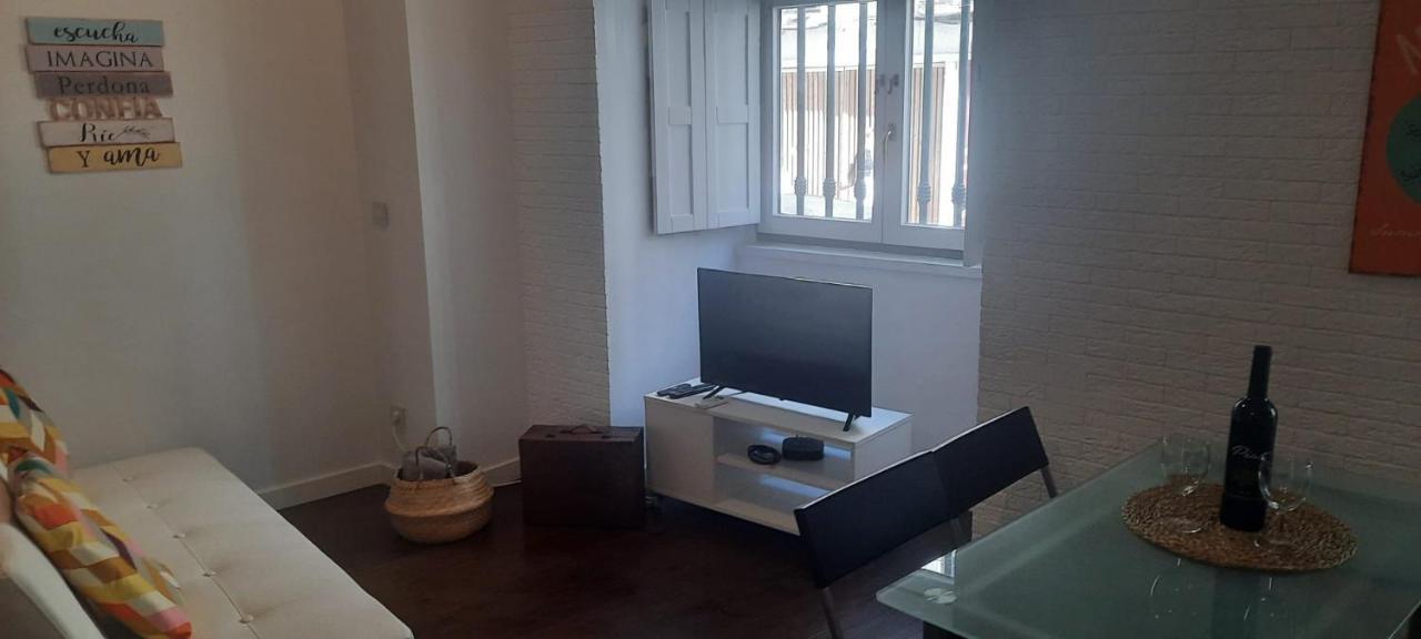 Apartamento Lud - Santos Appartement Lissabon Kamer foto